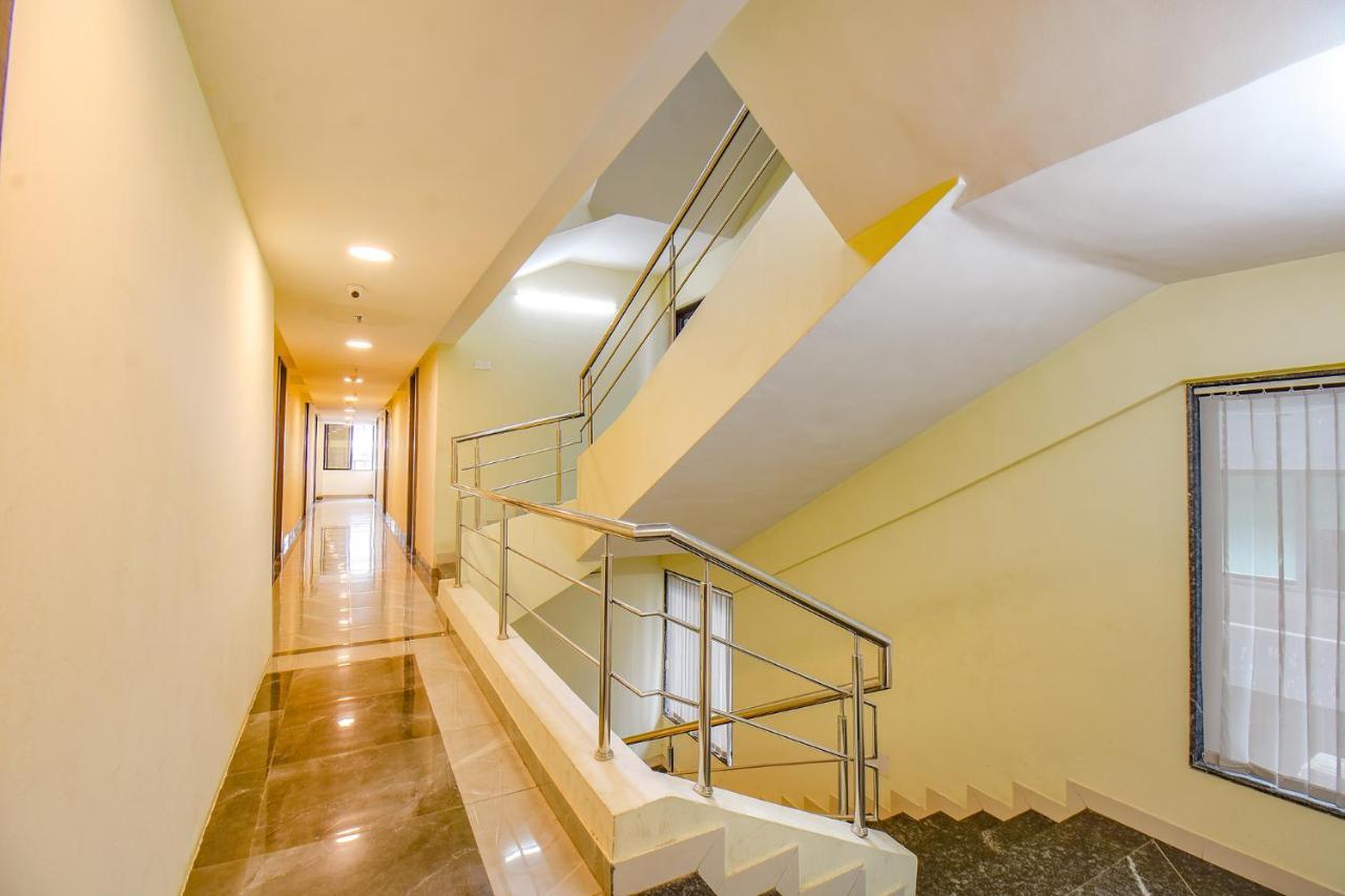 Fabhotel Gargi Inn - Near Balewadi Stadium ปูเน่ ภายนอก รูปภาพ